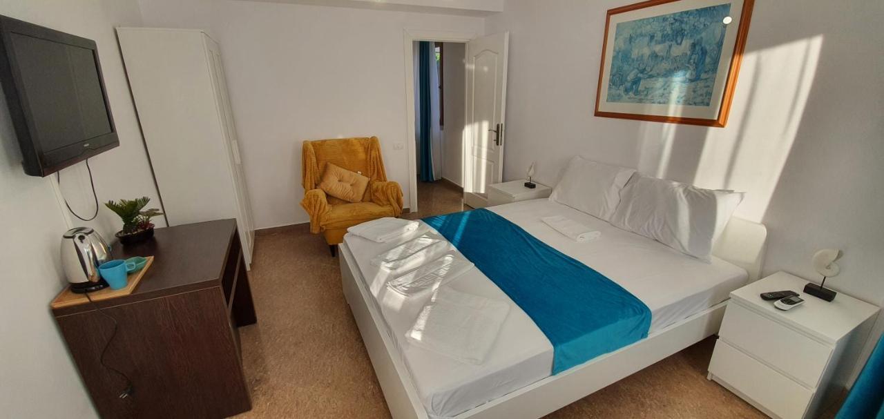 Turquoise 3*